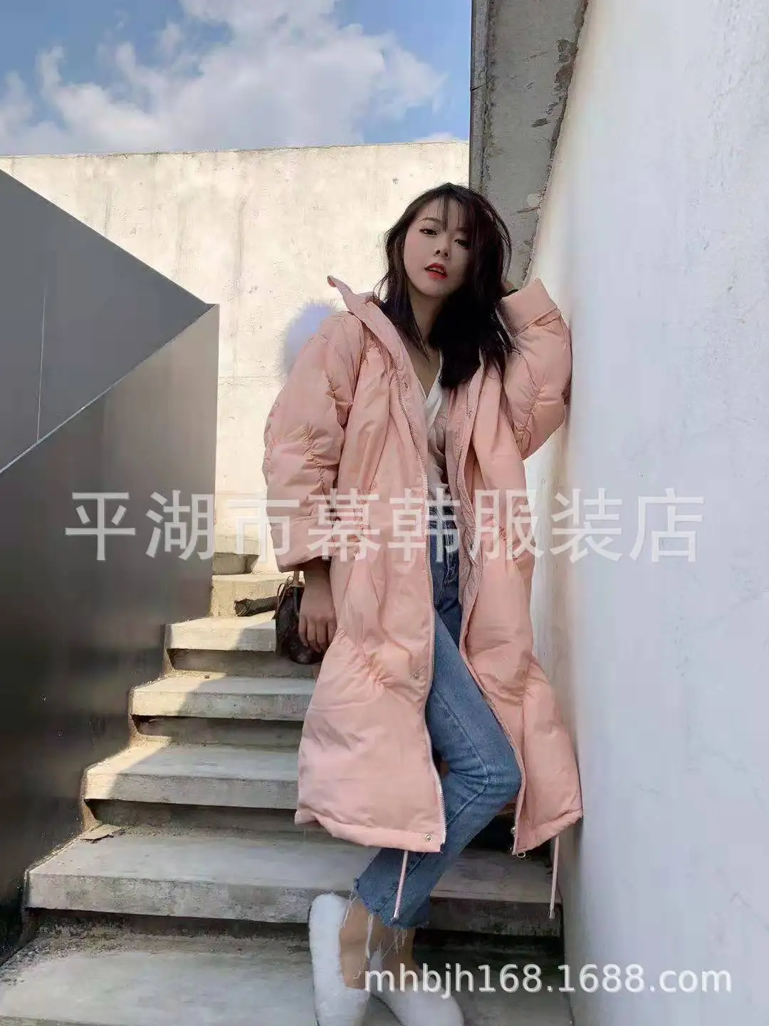 Dongdaemun,, стиль, корейский стиль, с капюшоном, большой меховой воротник, длинный, выше колена, пуховик, женское, зимнее, плотное, теплое пальто