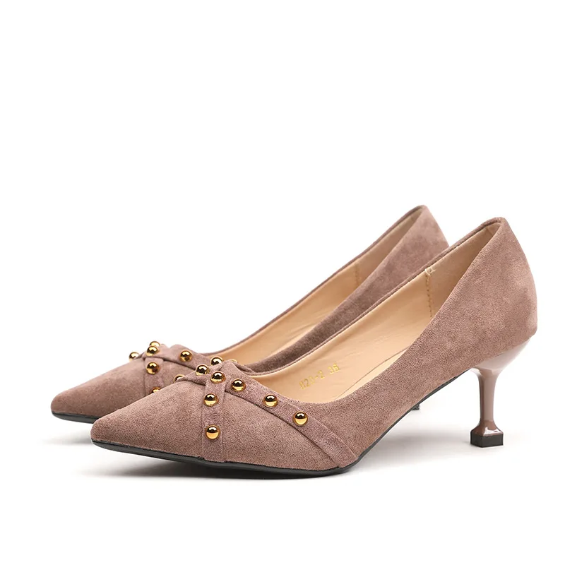 Новинка Пикантные кожаные туфли лодочки на высоком каблуке с заклепками Женские