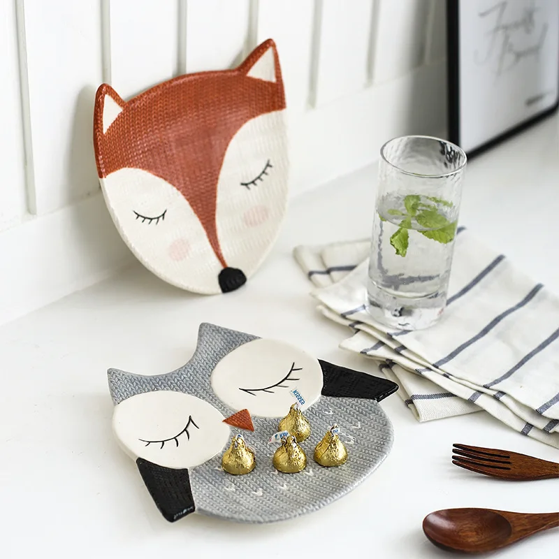 Japanese Ceramic Dishes Home Children's Breakfast Plates Creative Cute Pastries Fruit Cards Whole Animal Dishes Sushi Plate