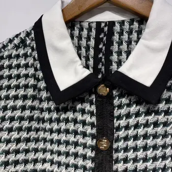 

2020 Early Autumn White / Black Patchwork Turn-down Collar Dress Women Slim Short Sleeve Plaid Single Breasted Dress with Pocket