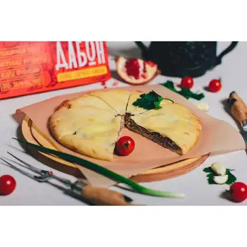 

ПИРОГ БЫСТРОЗАМОРОЖЕННЫЙ С МЯСНЫМ ФАРШЕМ "ФЫДДЖЫН"
