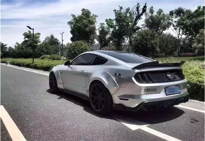 Высокое качество углеродного волокна и ABS заднее крыло багажника спойлер для FORD MUSTANG ММД стиль
