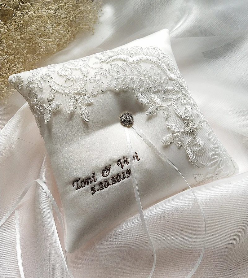 New Personalised Embroidered Wedding Bearer Ring Cushion Silver White any name 