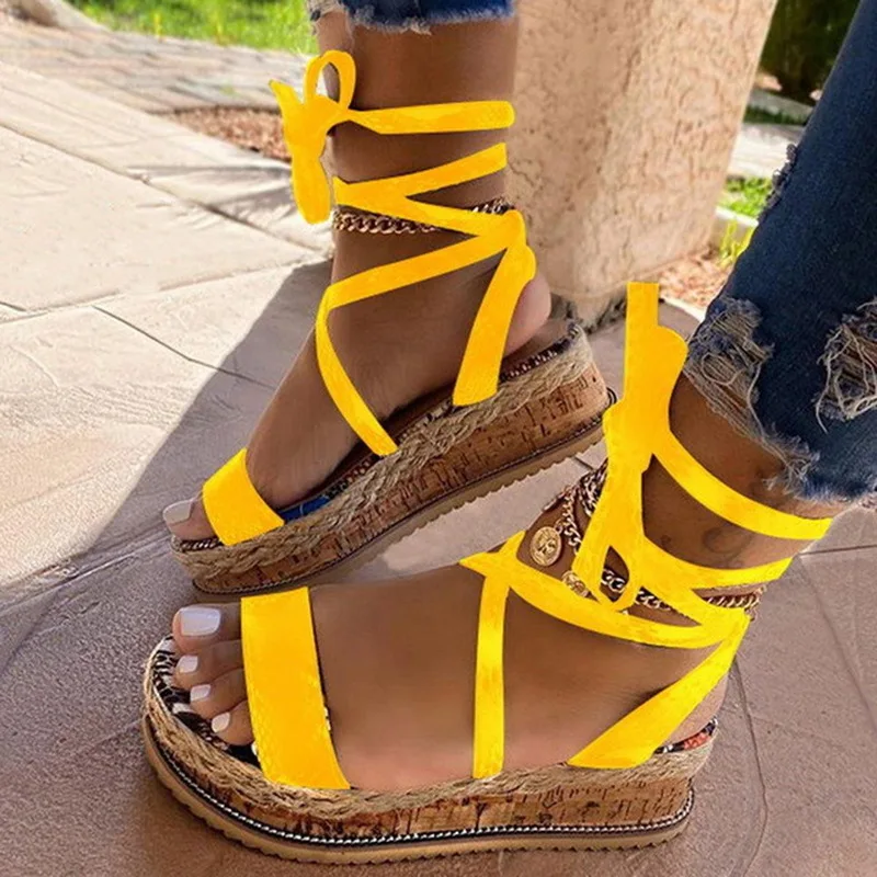 Sandalias para mujer con plataforma y tiras en el zapatos de tacón modernos para la playa, calzado femenino abierto con diseño de serpiente para fiestas, verano de 2020