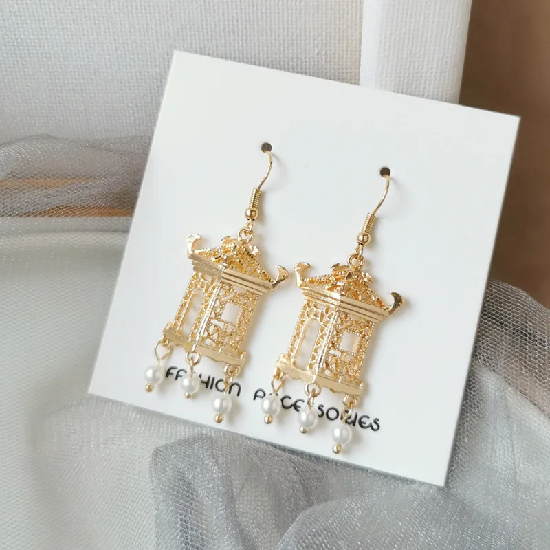 Hollow palace ink pavilion personality pearl fringed earrings romantic retro Chinese wind lantern Earrings 2224E | Украшения и