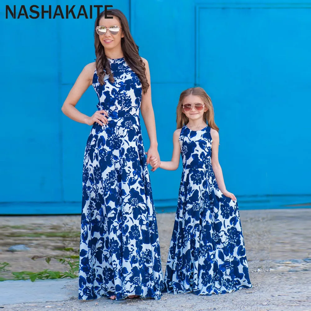 

NASHAKAITE Mommy and me clothes Fashion Mum daughter Porcelain Print Sleeveless Ankle-Length Dress Mother daughter dresses
