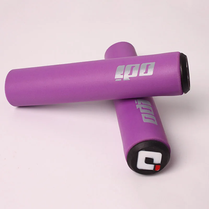 ODI MTB руль велосипеда ручки силиконовая рукоятка ручки противоскользящие амортизирующие мягкие горные ручка велосипедного руля Аксессуары для велосипеда - Цвет: Purple 1 Pair