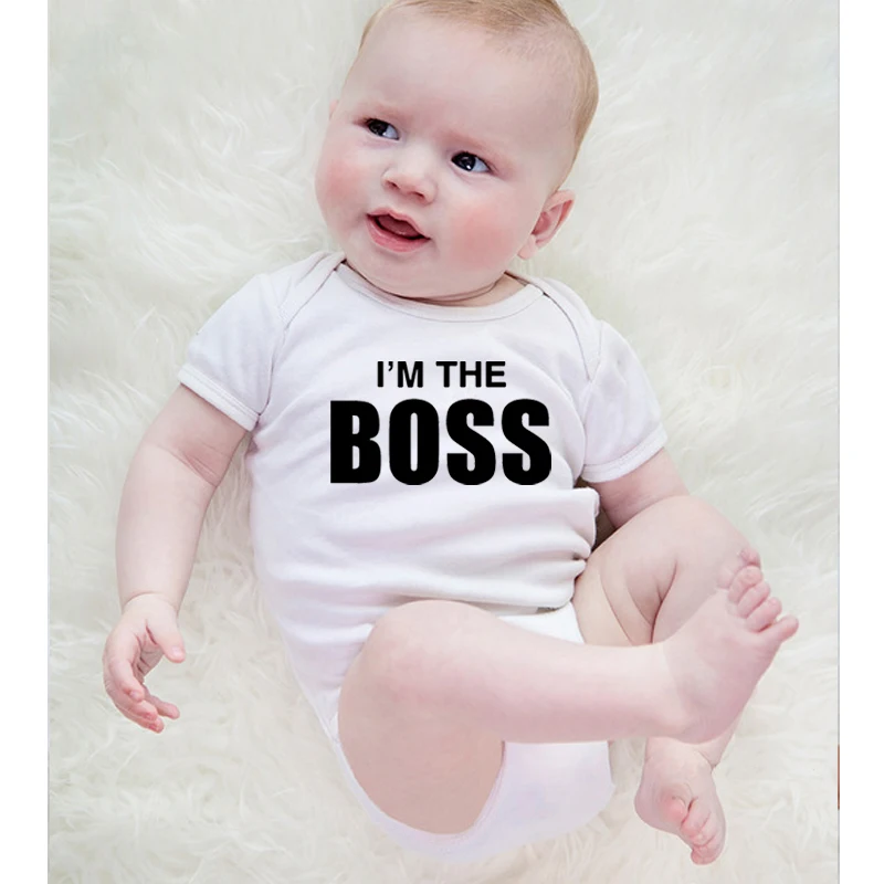 Я с принтом "BOSS" детские комбинезоны летние Изделие из хлопка с короткими рукавами, комплект одежды для новорожденного мальчика легкий костюм с шортами Детские комбинезоны одежда на возраст от 0 до 24 месяцев