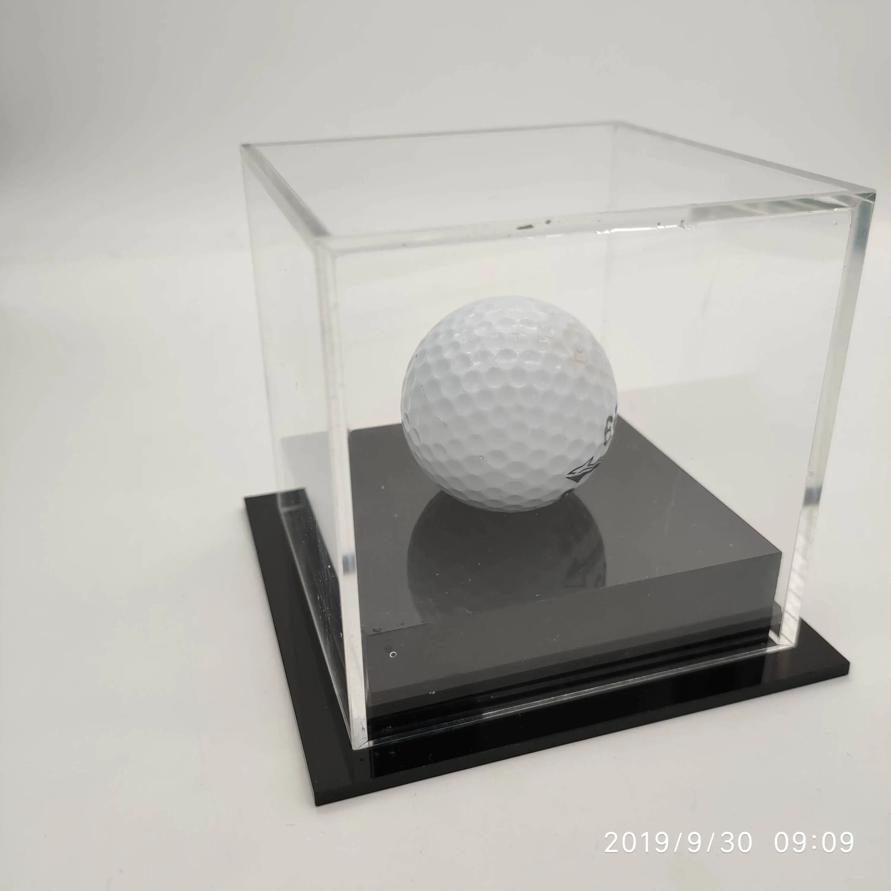 Golf Ball Display Case 