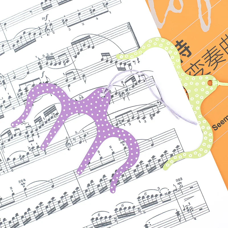 

Little Green Flowers Pattern Metal Clip M Style Big Bookmark DIY Clip Floral Book Marker Gift 63*93mm