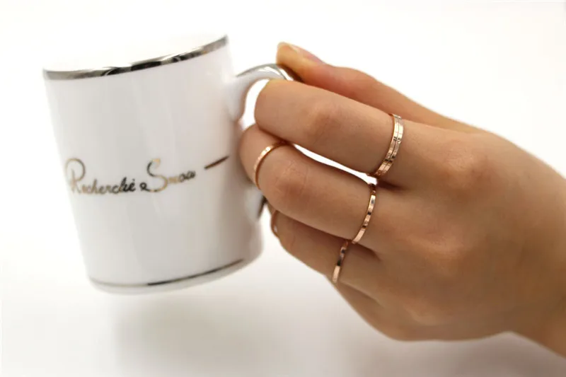 2906597819_839391374