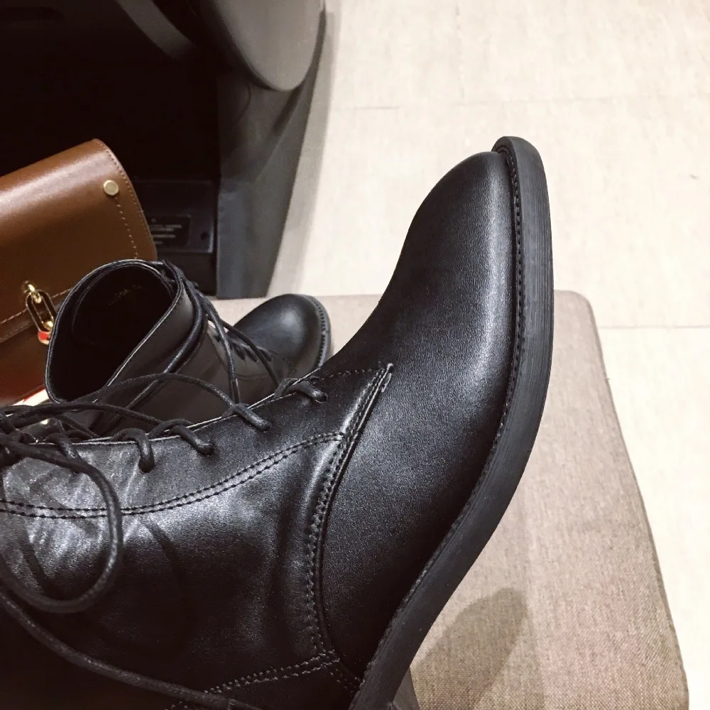 Flat Heel Round Toe Lady Boots Women Shoes Autumn Luxury Designer Winter Footwear Boots-women Lace Up Low Heels booties Ladies