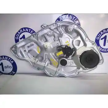 

REAR WINDOW LEFT LANCIA MUSA (184)