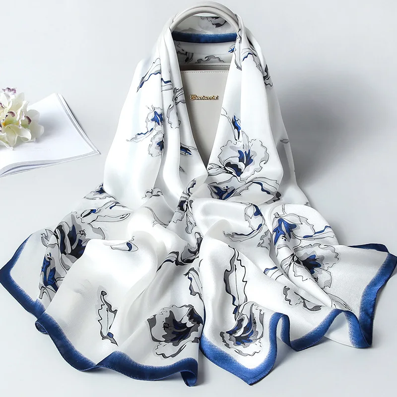 Blue White Роскошный шелковый шарф для женщин, квадратные шали и палантины с цветочным принтом, шарфы для хиджаба, женские элегантные шарфы для шеи для женщин - Цвет: Blue White