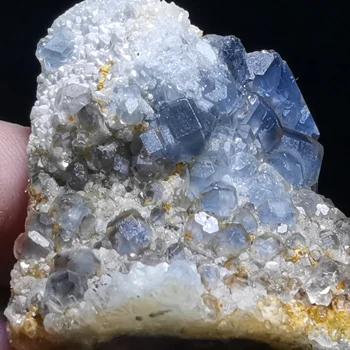 

57.8g.Natural green blue fluorite, crystal mineral crystal specimen