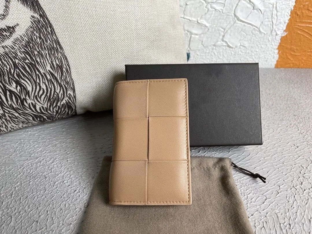 Женская сумка из натуральной кожи с отделением для карт | Багаж и сумки