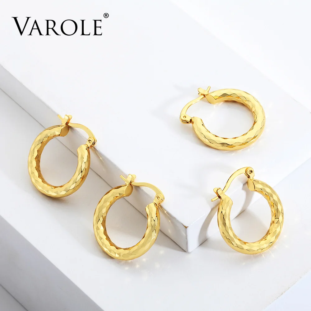 VAROLE Shine Hoop Earrings Gold Color Polyhedral Minimalist Statement Hoops Earings For Women Fashion Jewelry