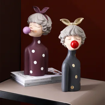 

Nordic bubble cute girl furnishing articles resin light luxury living room TV cabinet desktop ornaments valentine's gift