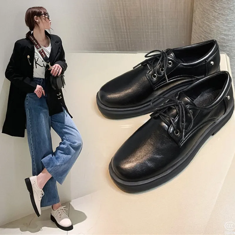 women's patent leather lace up shoes