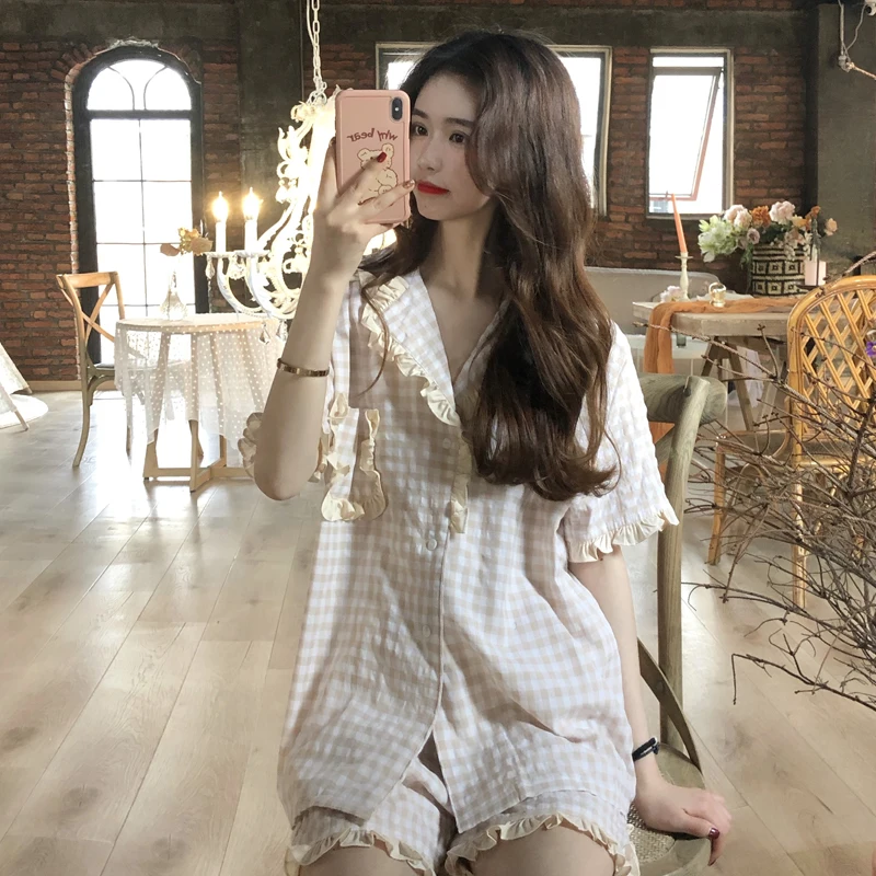 

Summer 2020 new Female Loose Lace Splice Short sleeve Pajamas Girl Student Sweet Ruffle Sleepwear two-piece suit Homewear Korean