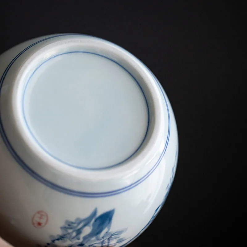 350ml Retro Blue And White Ceramic Tea Washer Hand-painted Samuume Tea Residue Tank Washing Small Filtered Garbage Can