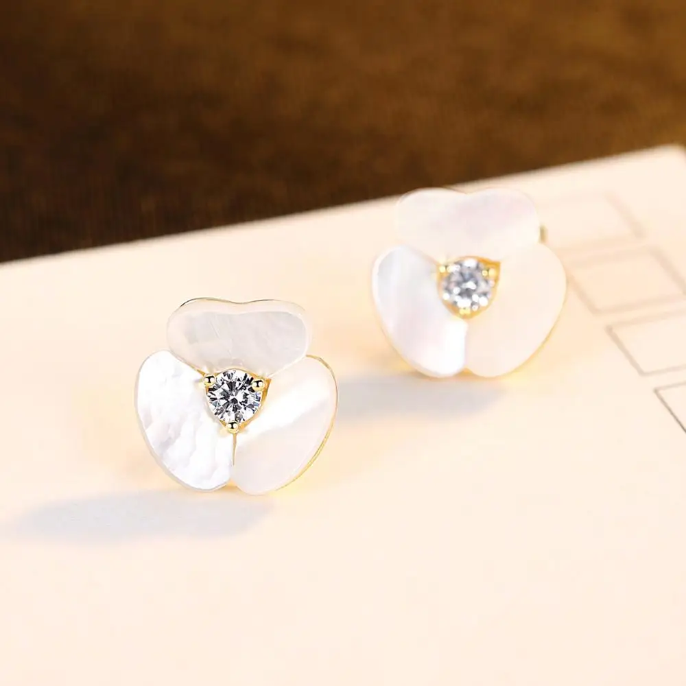 GIRLS 925 Silver Flower Ear Stud with Clear Crystals Gift Boxed