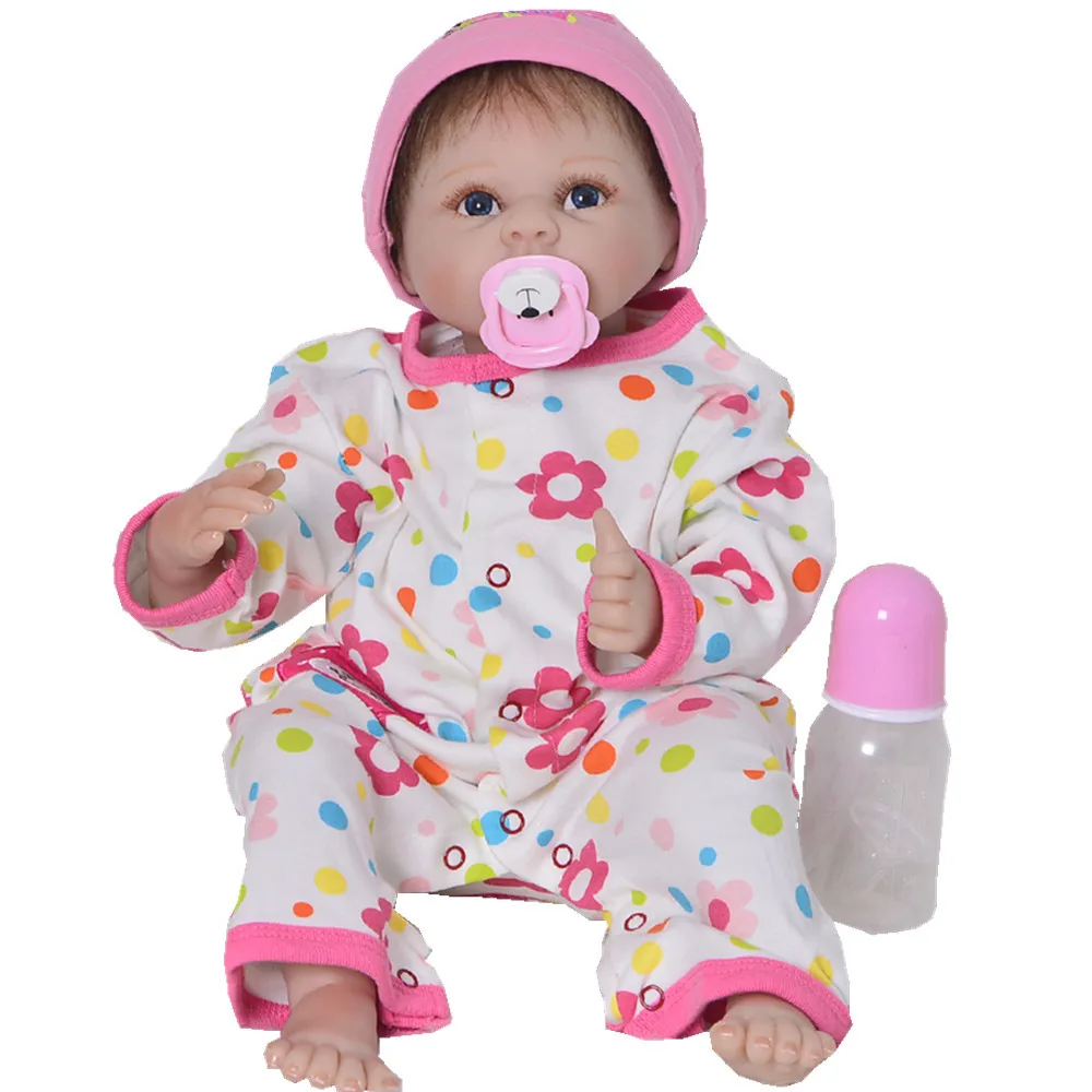  Keiumi 22-Inch Reborn Baby Doll Reborn Baby Soft Silicone Model Infant Cloth Body Doll