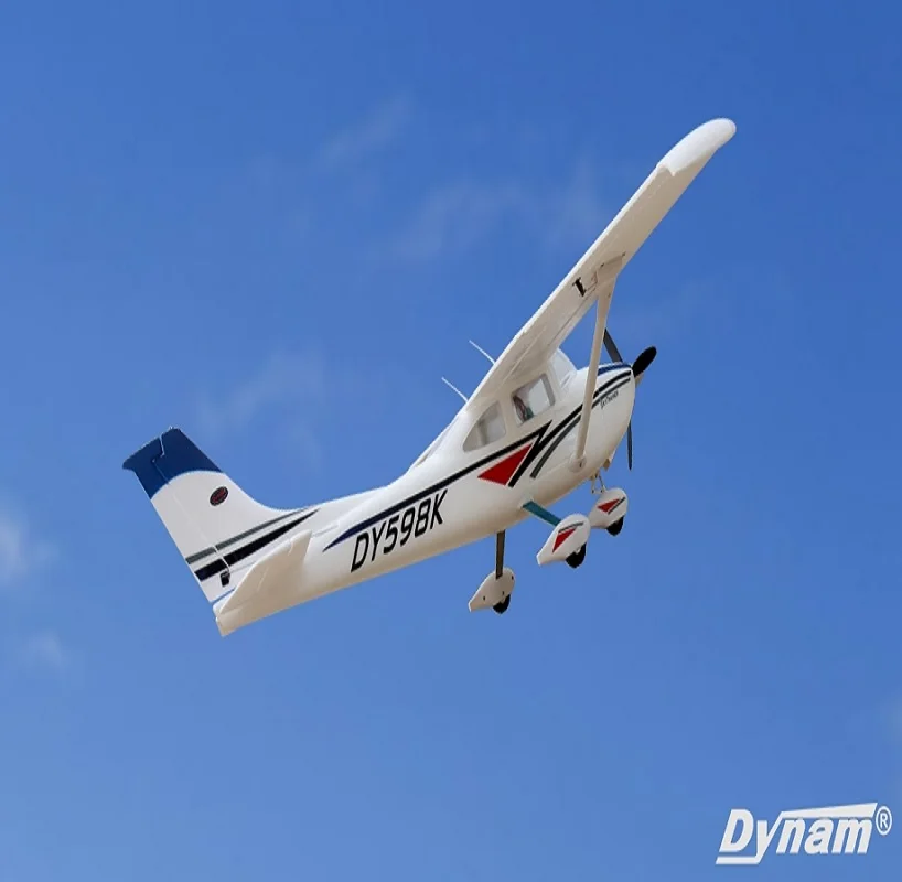 dynam cessna 182 sky trainer