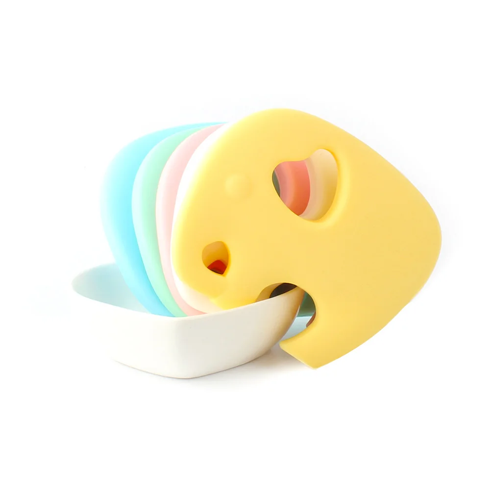 Baby teething pacifiers do not contain BPA