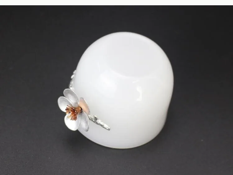 Creative Tin Plum Flower White Jade Porcelain Gaiwan Chinese Kung Fu Tea Bowl Office Master Cup Tea Bowl Teaware Drinkware Decor