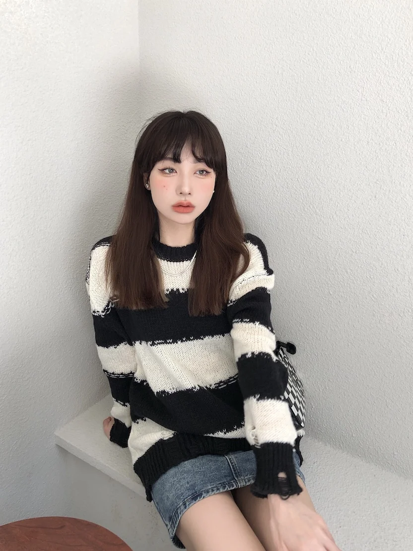 

Spring and autumn new loose bf lazy wind knit blue striped long-sleeved sweater women