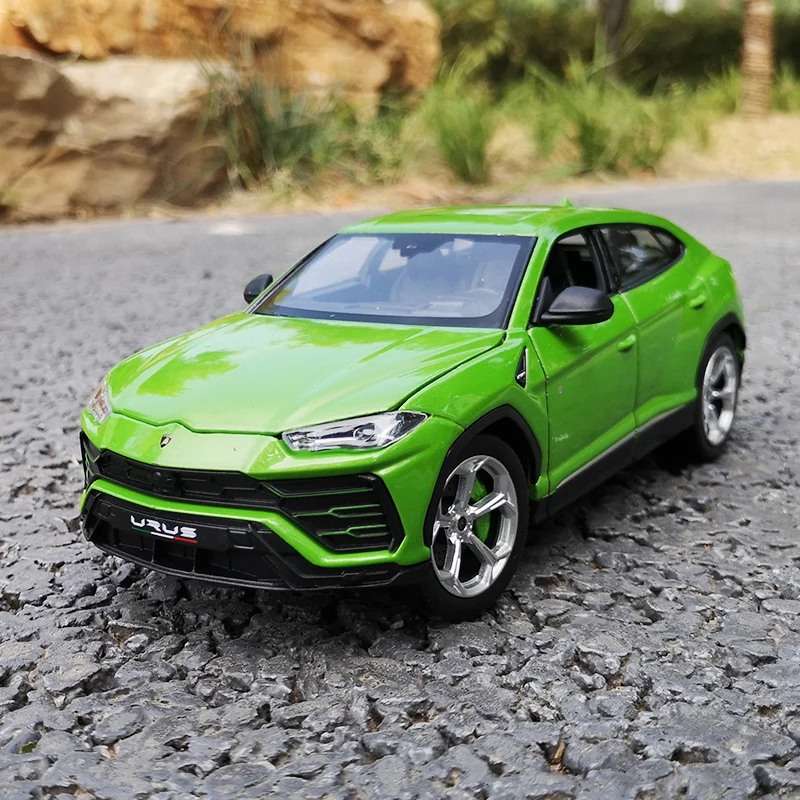 WELLY 1:24 Lamborghini Urus SUV внедорожник модель автомобиля из сплава декоративная