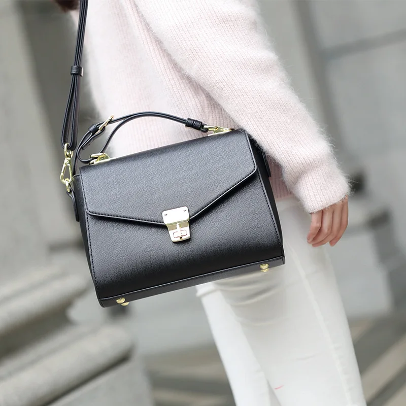 

2019 new crossbody bag pu female bag small square bag Korean version of the handbag fashion shoulder bag