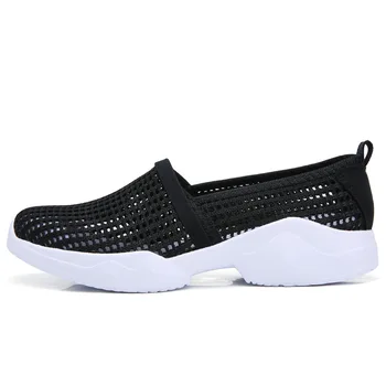 

Hot sale lightweight mesh running shoes comfortable casual men and women sports shoes breathable non-slip