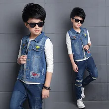 Детский джинсовый жилет для мальчиков; коллекция года; осенняя одежда в западном стиле; стильный жилет; модное пальто для мальчиков; сезон весна-осень