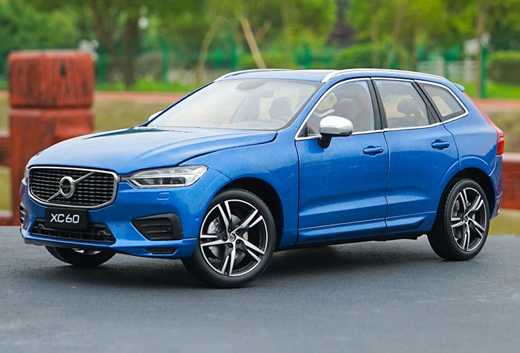 1:18 Высокая тщательная VOLVO новая спортивная версия XC60 сплав модель автомобиля статические металлические модельные автомобили с оригинальной коробкой