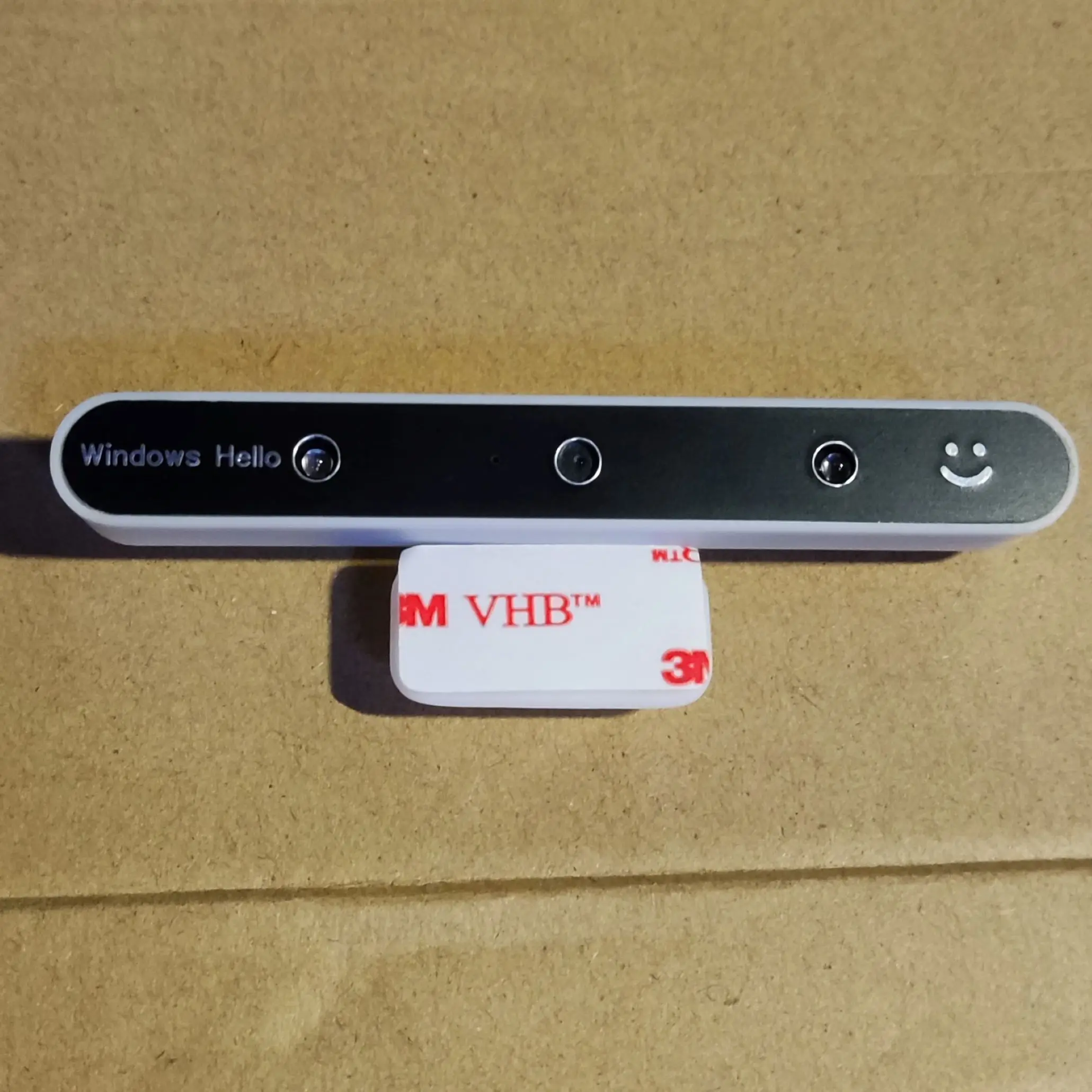 Windows Hello camera face recognition login 1080p laptop desktop camera