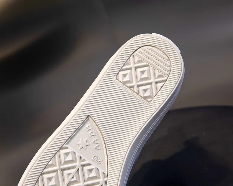 12213762251_1365681082