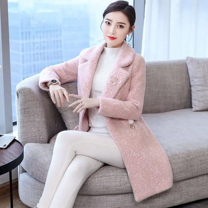 

Autumn and winter Korean version of the mid-length long-skinned woman with a small woolen coat like mink gold mink woolen coat