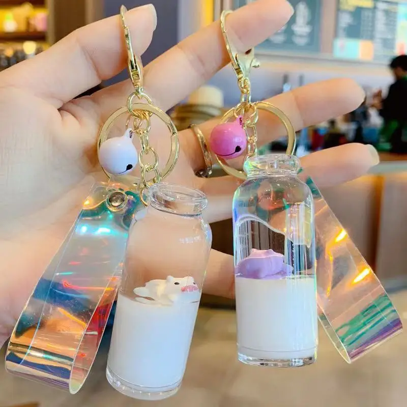 

Floating Pig Milk Bottle Keychain Fashion Girl Heart Liquid Quicksand Small Bag Pendant Charms Key Ring Keychain Accessories