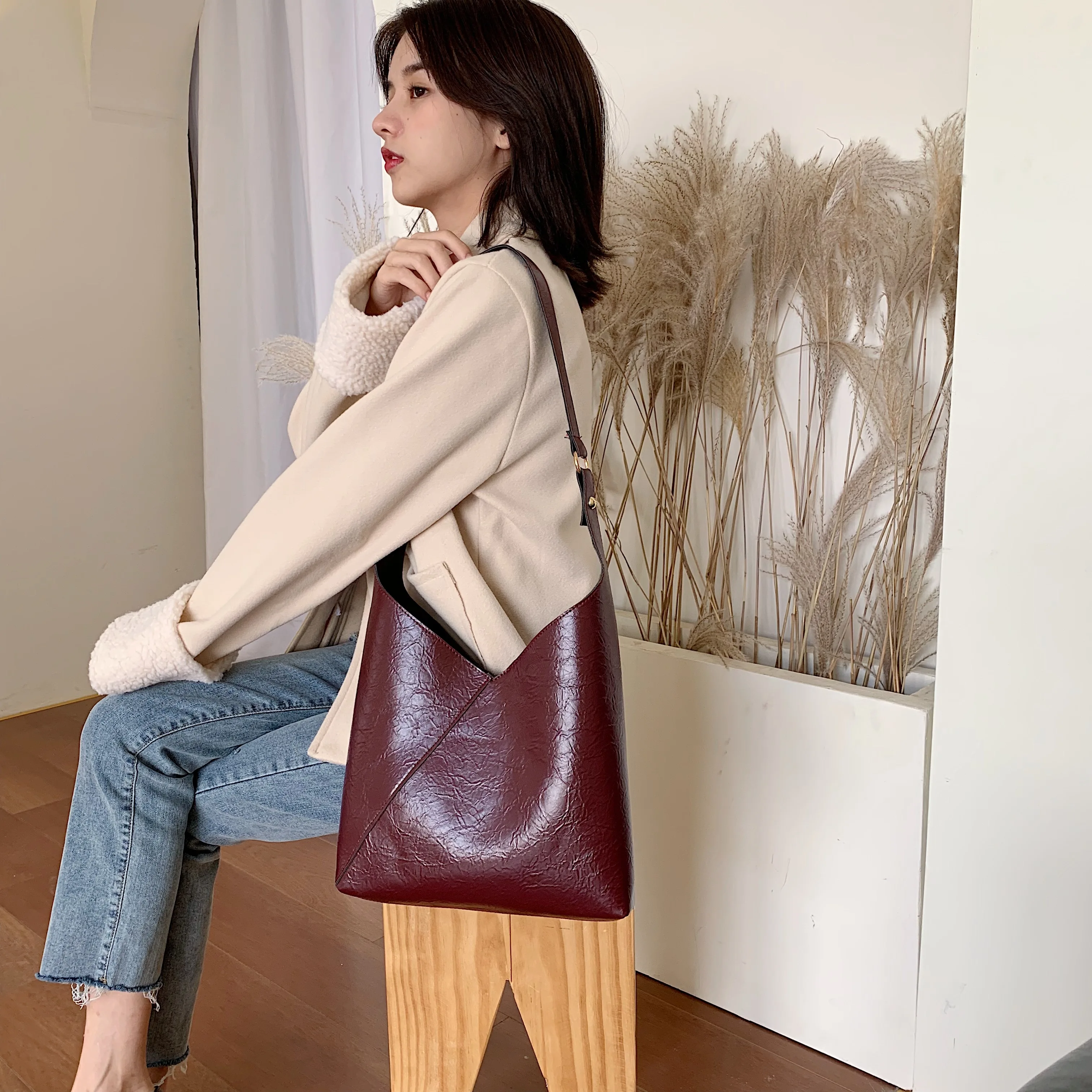 Solid Color Vintage Leather Bucket Bags For Women Shoulder Crossbody Messenger Bag Female Small Handbags and Purses