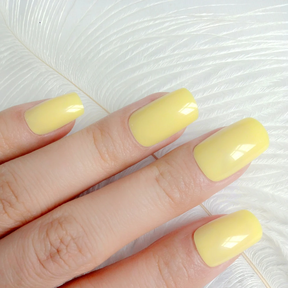 

24Pcs Long Artificial False Nails For Design Banana Yellow Fake Nails On Tree DIY Lady Full Cover Tips Manicure Tool