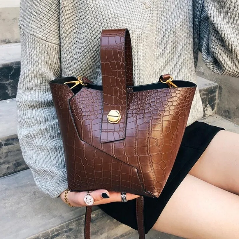 

Vintage Luxury Female Tote bag 2019 New Quality PU Leather Women's Designer Handbag Alligator Bucket bag Shoulder Messenger Bags