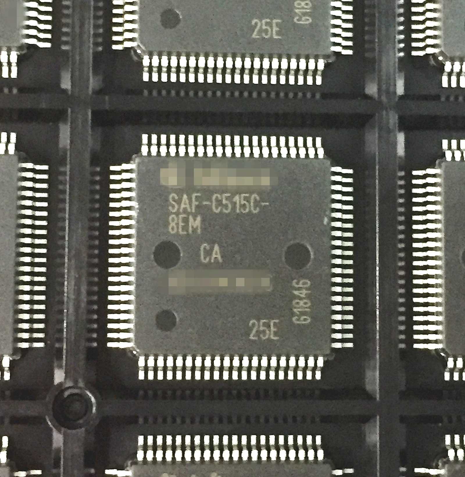 Флэш-микроконтроллер SAF-C515C-8EM CA 8-bit C500 8051 CISC 64KB EPROM 5V 80-контактный MQFP -40 ~ + 85