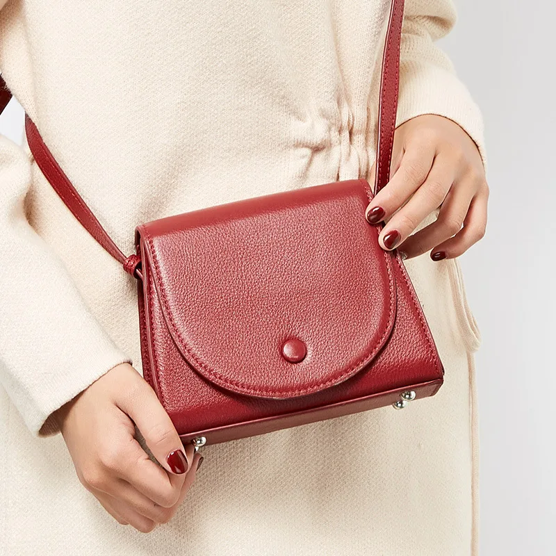 

Genuine Leather Woman Package Concise Head Layer Cowhide Small Square Package Single Shoulder Span Genuine Leather Packet