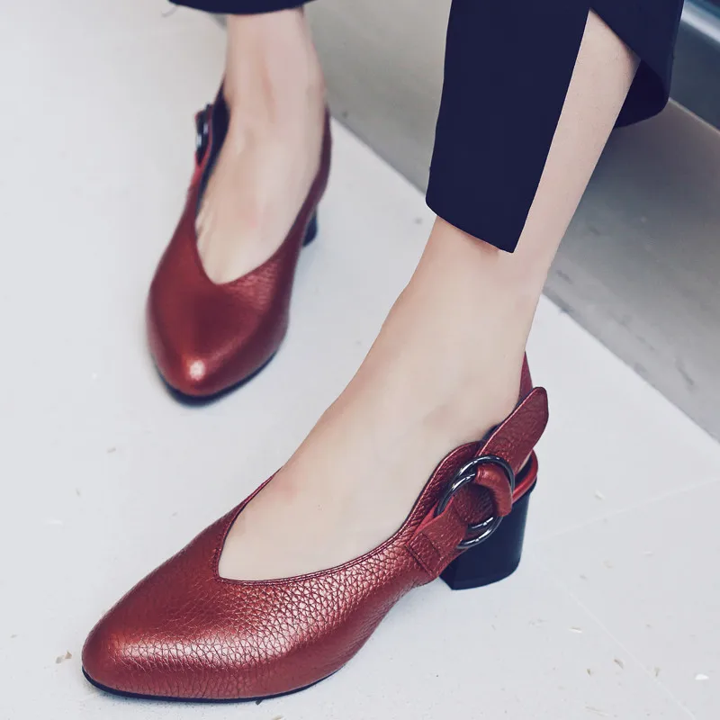 Большие размеры 34-43 Женская обувь из натуральной кожи женские туфли на каблуках Одежда высшего качества осень Для женщин высокие женские каблуки женские туфли-лодочки Дамская обувь большой Размеры 4,5 см