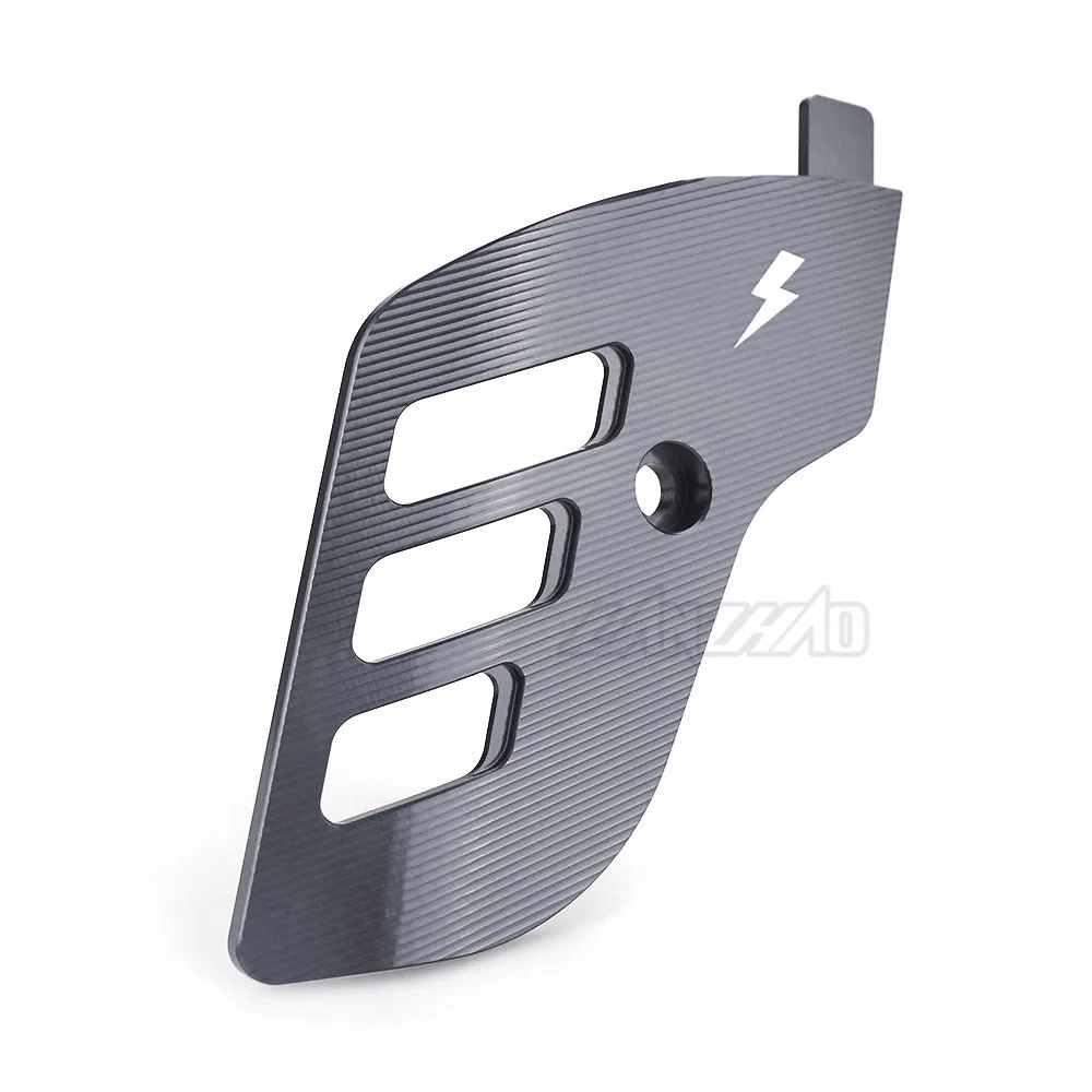 VESPA ROCKER ARM COVER (24)