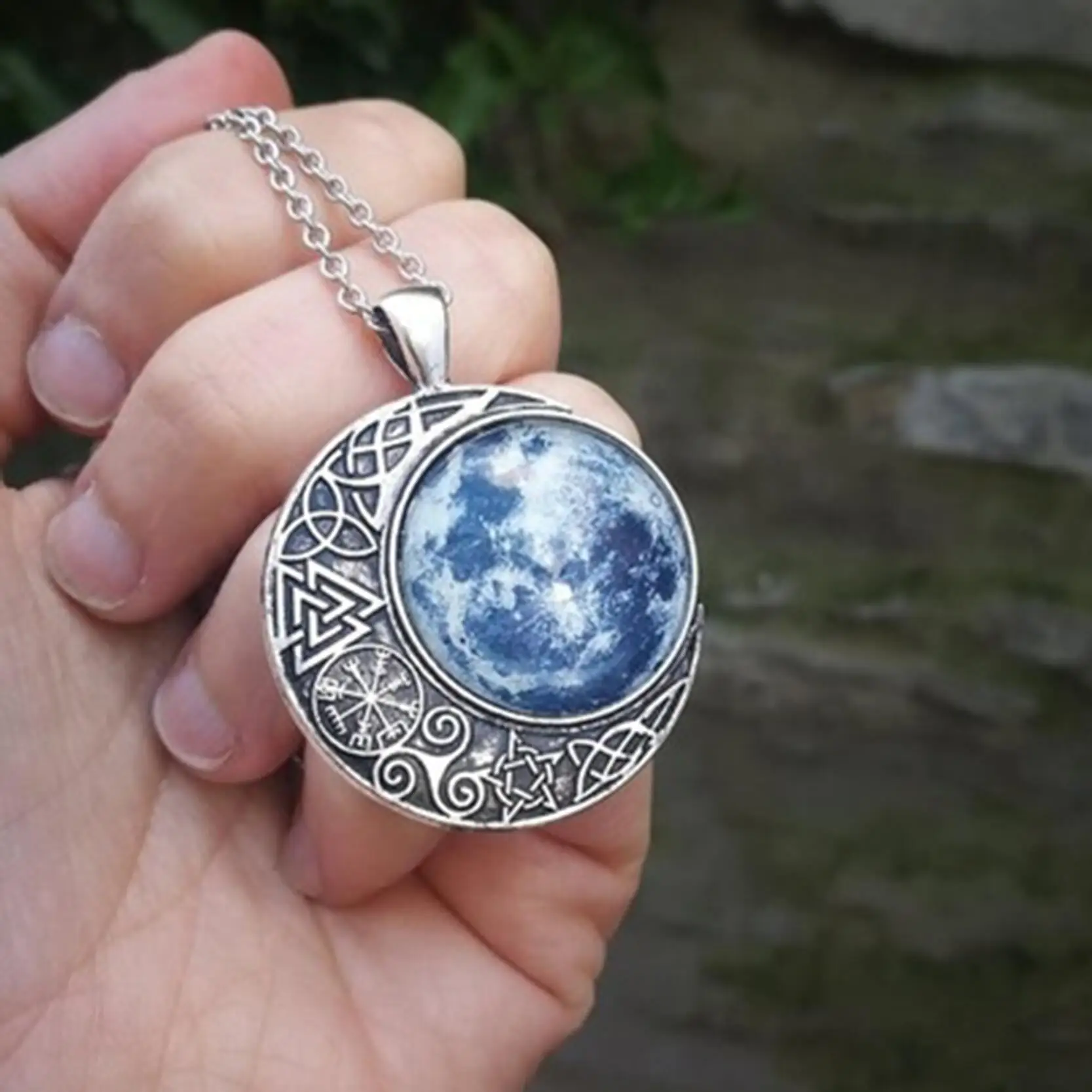 Art Moon Picture Dome Glass Cabochon 