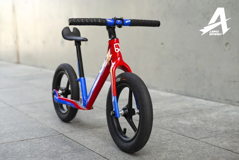 Bike8 детский балансировочный автомобиль карбоновая рама маленькая 8 балансировочная машина серия тапочек карбоновое волокно гоночная Модифицированная рама