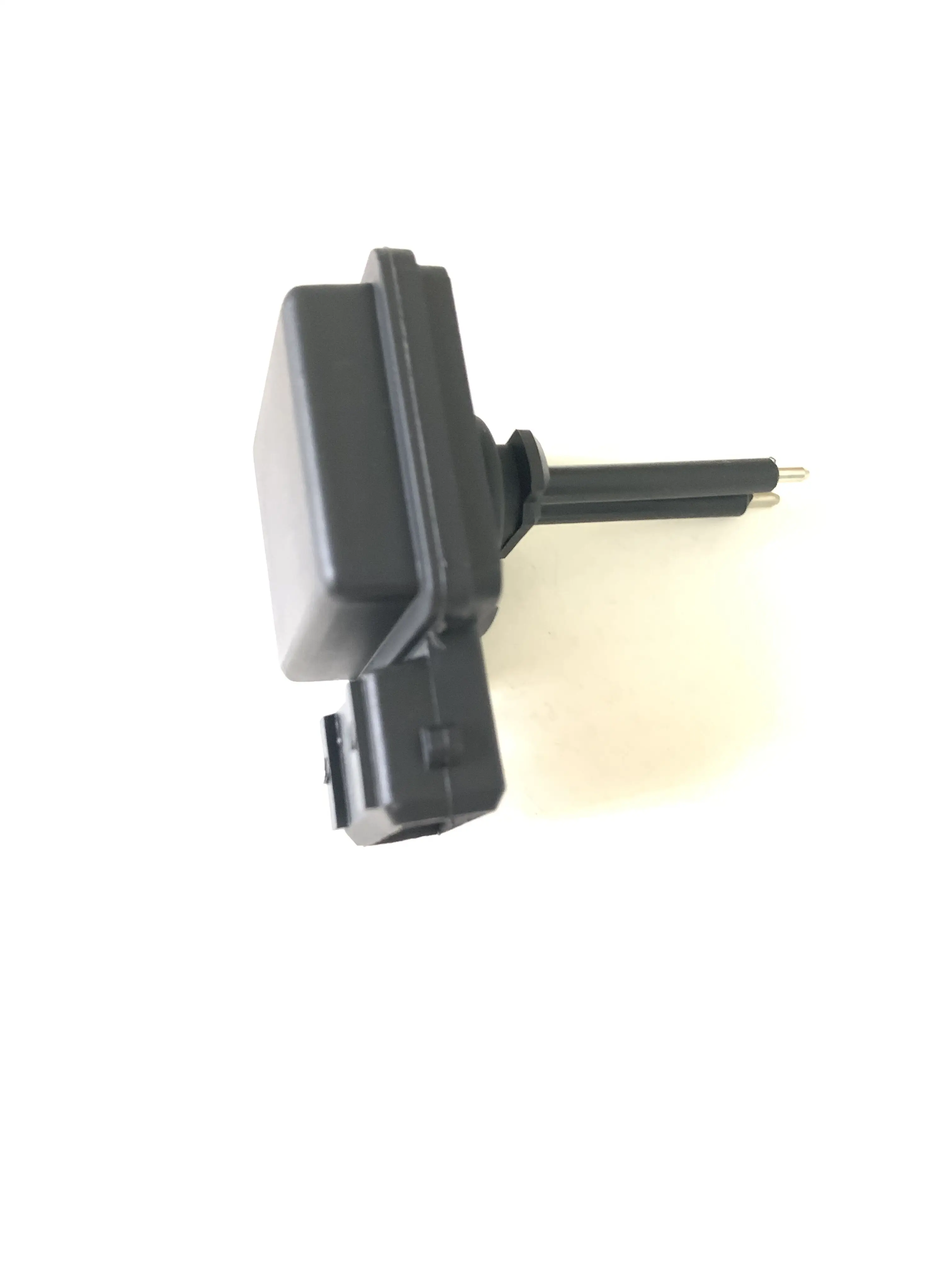 Датчик скопления воды для Peugeot Partner Citroen Berlingo C4 Jumpy FIAT 1306C3 63299058 1306C0 1306F0